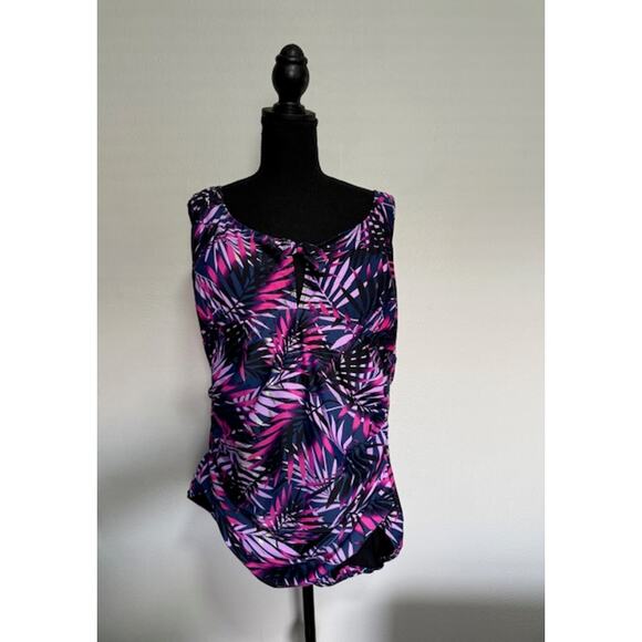 Heat Women's One-Piece Swimsuit lined with Removable bra pads adjustable straps - Picture 1 of 4